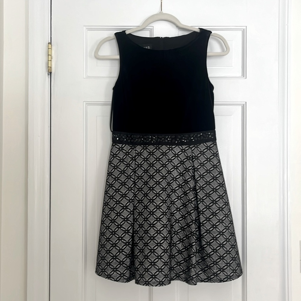 ALLY B Girls Black and Sliver Velvet Formal/Holiday Dress - Size 16